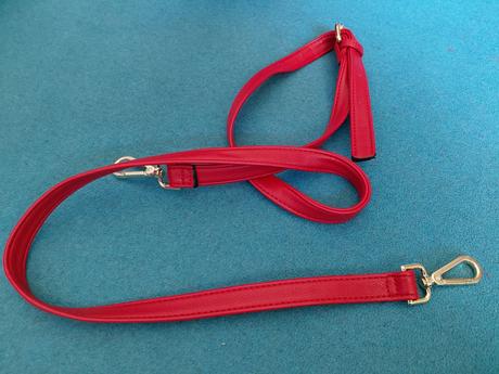 Kabelka zn. guess 32- 31- 12 cm, guess