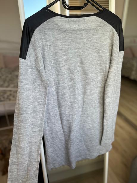 Sede sive tricko s dlhym rukavom house, house,s