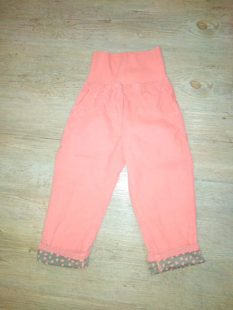 Menčestrové nohavice, lupilu,92