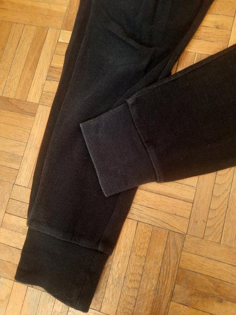 Dámske tepláky, 34