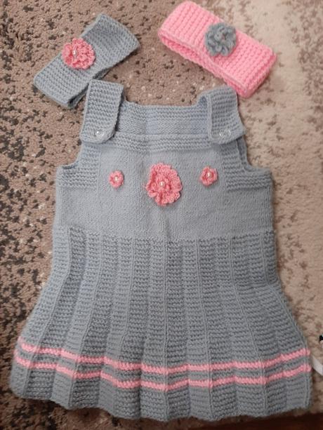 Ručne pletené šaty + čelenky, 68 / 74 / 80