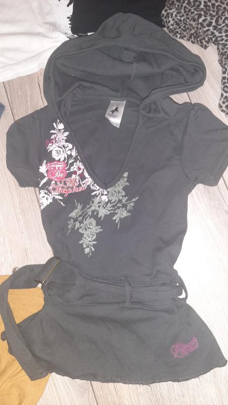 Taška plná vecí pompdelux, lindex, zara, 104–116