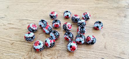 Korálka drevená - lienka- 16 mm, 