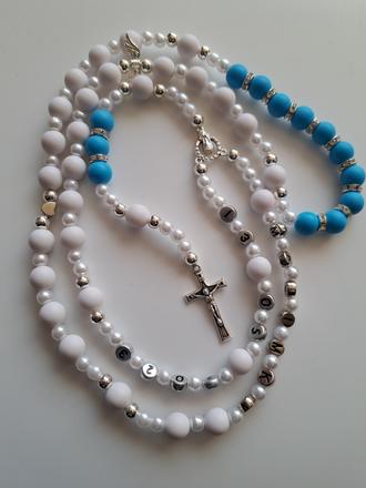 Ruženec s menom a dátumom e232, 