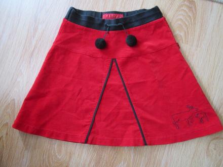 Zamatová suknička--104/110, 110