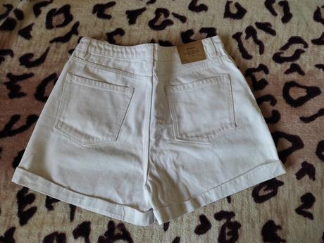 Biele riflove shortky stradivarius, malo nosene, stradivarius,40