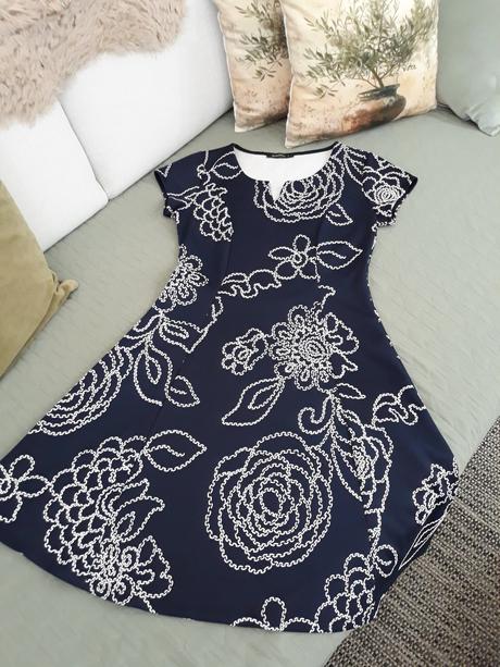 Predám dámske elegantné šaty zn. chantall, veľ. s, chantall,s