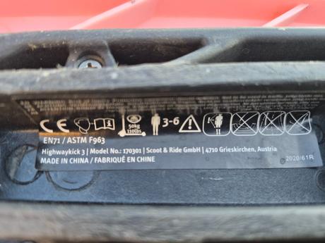 Kolobezka/odrazadlo scoot and ride,