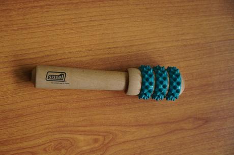 Drevený masážny valček sissel, 