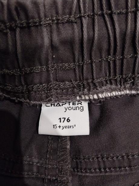 Nohavice č.176, chapter young,176