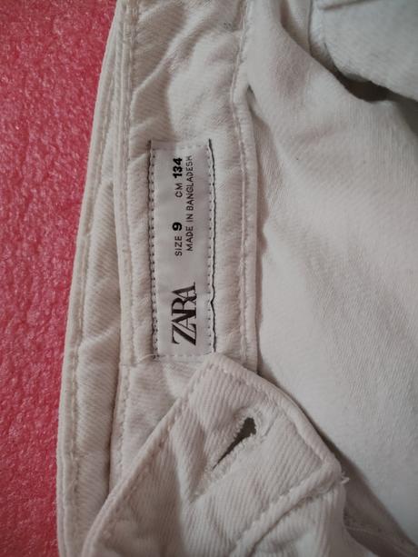 Šortky, zara,134