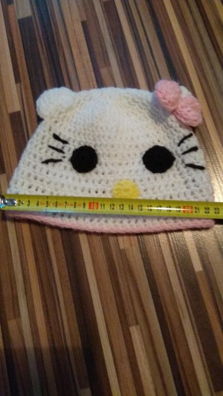 Predám detskú čiapku, 