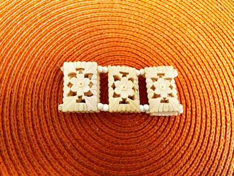 Starožitný náramok z pravej slonoviny,