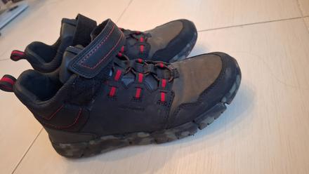 Prechodna obuv, geox,38