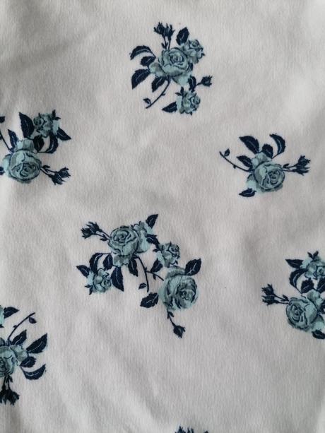 Overal s čelenkou, 68