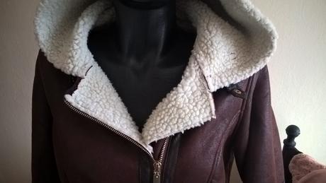 Prechodná bunda, 42