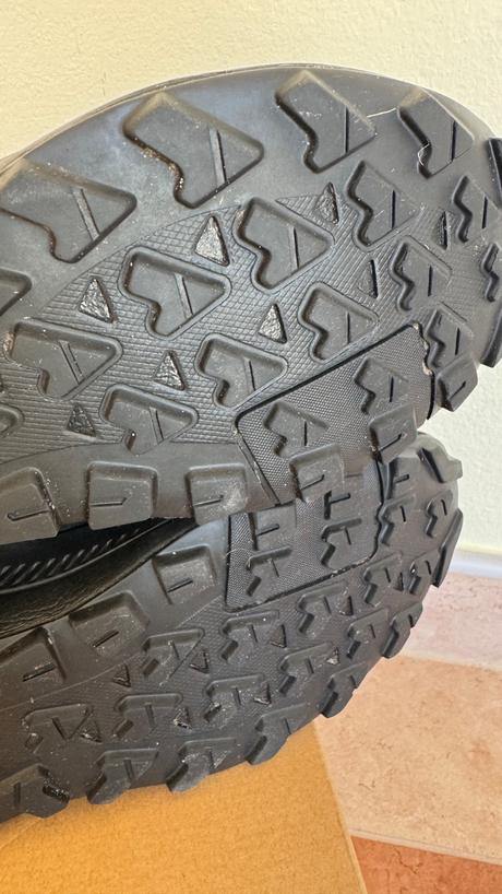 Adidas terrex d9 f43-1/3, adidas,43