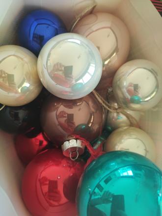 Staršie sklenené gule, 