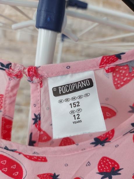 Overal s jahodami, 152