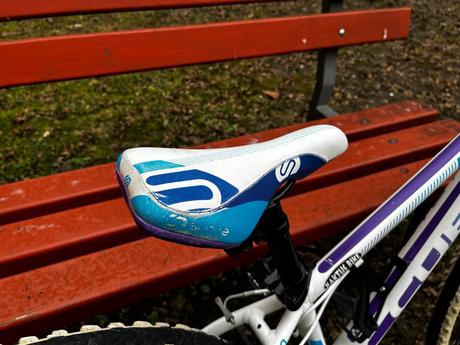 Dievčenský bicykel cube 24", 24