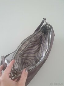 Kabelka guess, guess