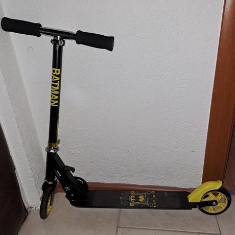 Kolobezka batman s chranicmi, 