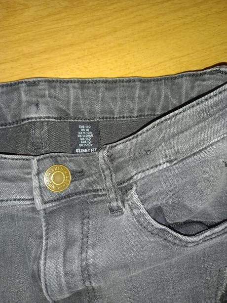 Frajerske rifle 134/140, h&m,134