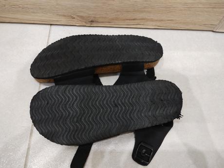 Sandale, reserved,37