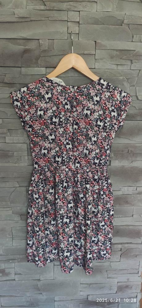 Lahucke saty, h&m,140