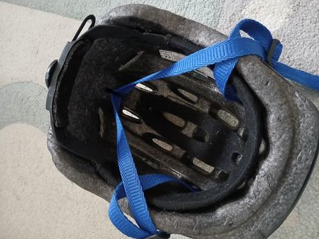 Chlapcenska prilba cca od 3 rokov, m