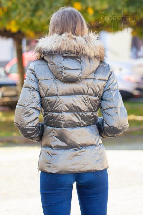 Dámska krátka vetrovka mayo chix brivia, guess,l / m / s