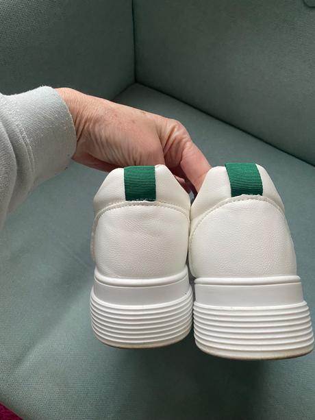 Biele tenisky,37 a 38, 37