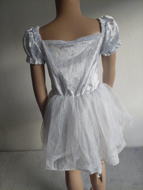 Strašidlo / duch karnevalové šaty veľ.104,