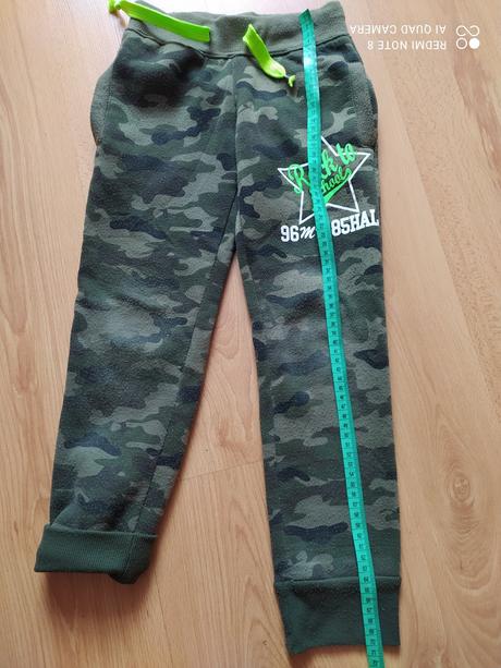 Tepláky maskáče, 122