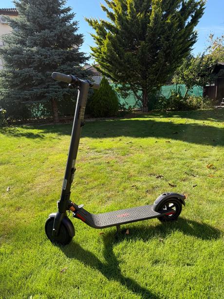 Električka kolobežka ninebot, 