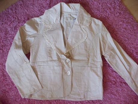 Sako aj na letné šaty, 140