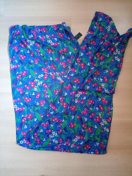 Šál s čerešňami, h&m