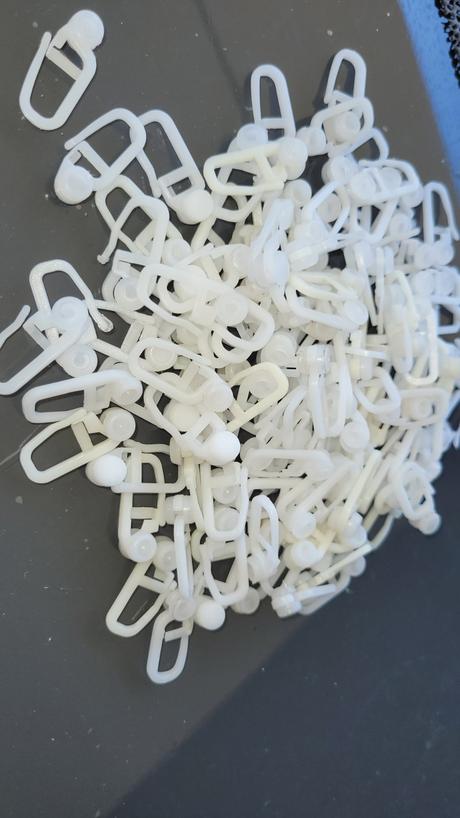 Háčiky na zaclonu/zaves,