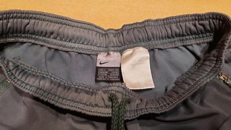 Predám športové nohavice nike veľ. m-l, nike,m