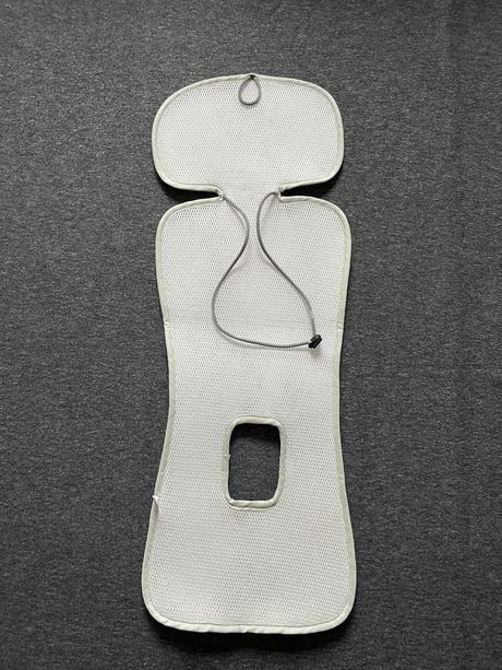 Priedušná podložka do autosedačky zopa, zopa