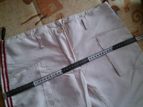 Letné 3/4ové nohavice darujem, m