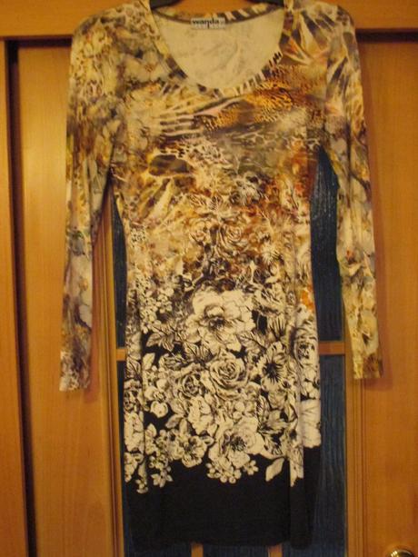 Saty velkosti s s dlhym rukavom, s