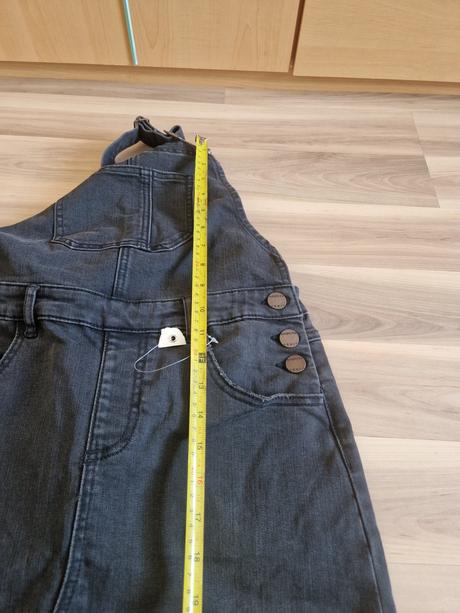 Damske saty na traky znacky simple be, m