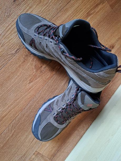 Trekova obuv, columbia,47