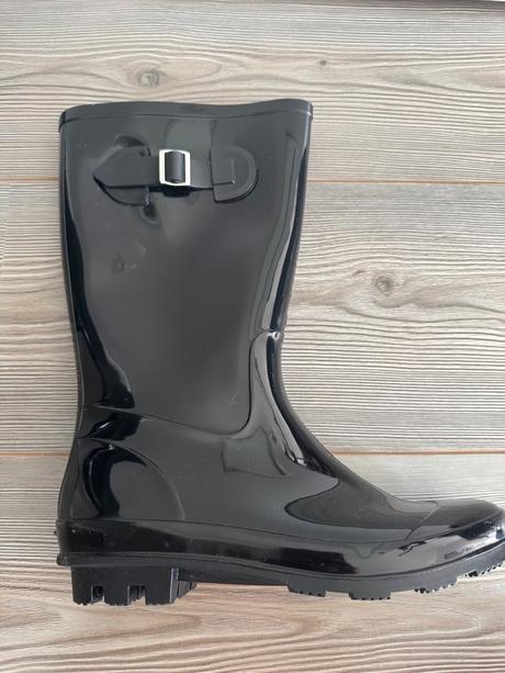 Next gumáky, next,37