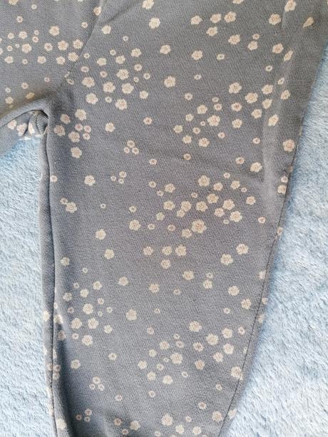 Modré kvietkovane teplaciky, h&m,80