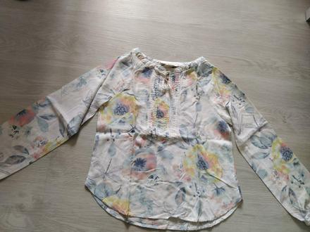 Kvetovana blúzka.10-11 rokov, h&m,146