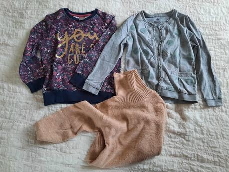 Mikina, svetrík a rolák (cena za všetko spolu), 116