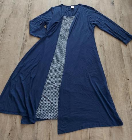 Dámske šaty dvojvrstvového vzhľadu, 38