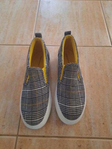 Platenky, reserved,35